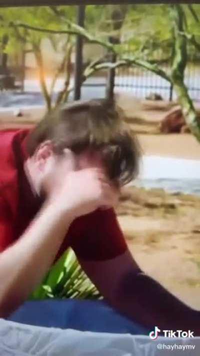 First thing I saw when I opened tiktok this morning..... 