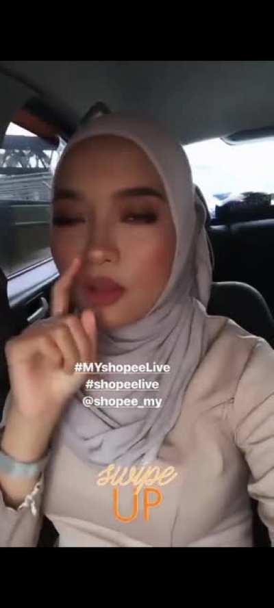 r/SeksiArtisMalaysia Lounge