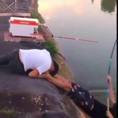 Sometimes 3 on 1 doesn't guarantee victor