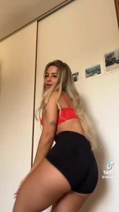 COMPILADO DA GOSTOSONA NATHALIA VALENTE