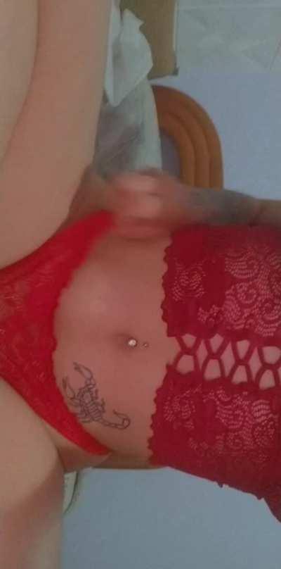 would you like to see more? I'm active. suscribe for FREE to my Onlyfans! link in comments