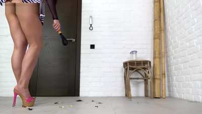 Crush Goddess - Bug Crushed