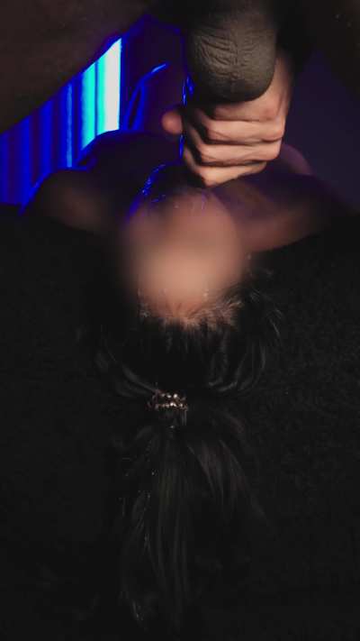 Incredible Throat Fuck & Cumshot