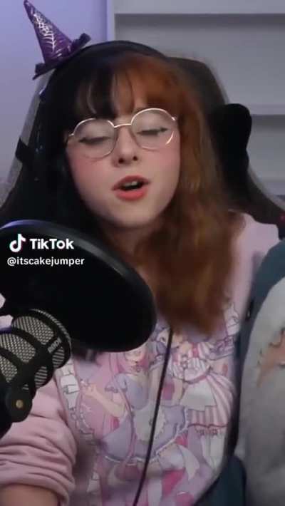 Tom impression at it's finest 