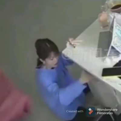 Sit properly when you eat