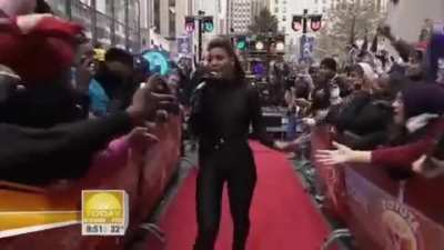 Uj felvétel - This Is It + Lose My Breath + Independent Woman (Live In Concert On Liked Total)