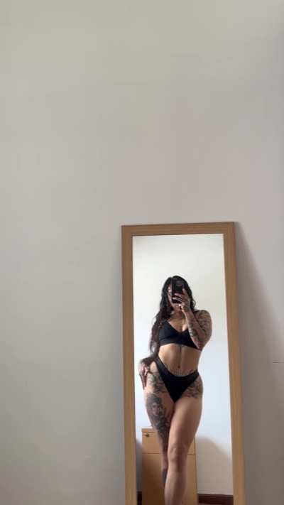 After working out im ready to squeeze your face between my legs and keep you breathless