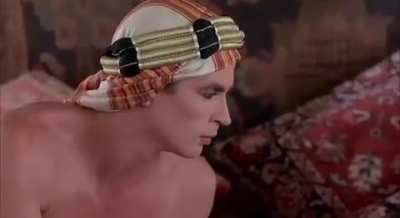 Michelle Phillips (The Mamas & the Papas) Penelope Milford & Linda Thorson Nude in Valentino (1977) 