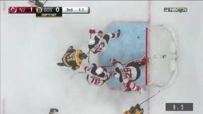 MacKenzie Blackwood with an AMAZING stretch to save the puck on the line with only 8 seconds left