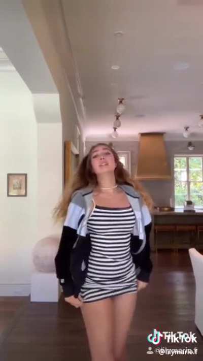 lilymariefrancois_ - Video #9736
