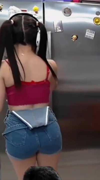 Que lindo culo 🍑🍑🍑