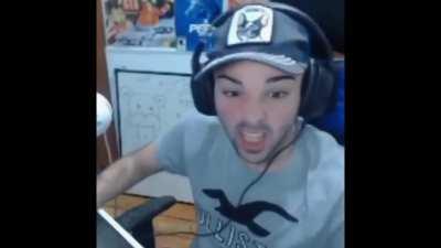 El papu loquendero :v