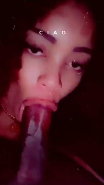 Giving Head With Sexy Lips 👄🍆😻❤️😍
