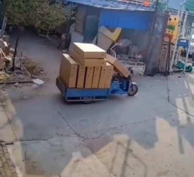 WCGW Stacking boxes on van.