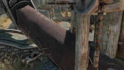 Weird glitch that seems too trigger when i enter the tanning-rack