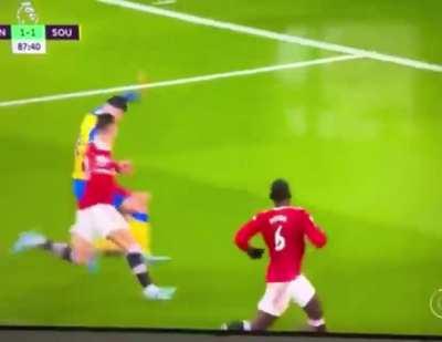 Maguire poor defending vs Southampton