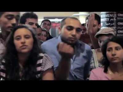 Guide to standing in line in Lebanon