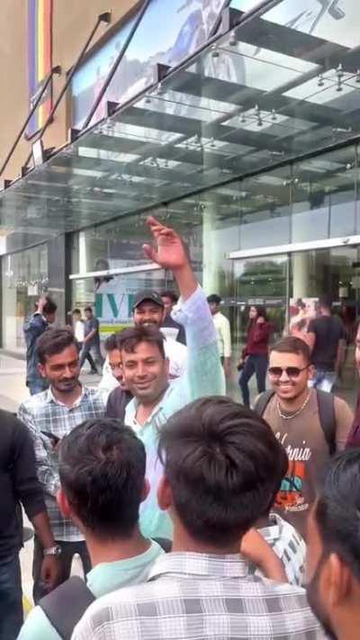 Indian CHAD with his fan following ð¿ð¿