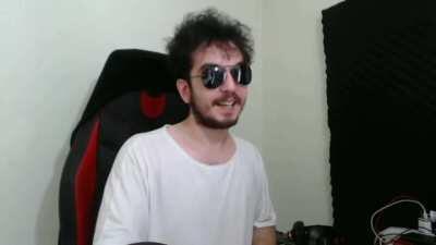 Porçay 5 dakika boyunca Heee diyor