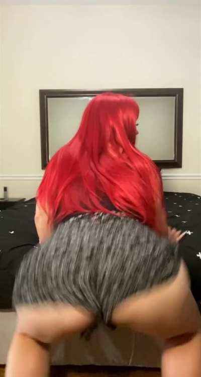 Let me ride that dick Daddy 💋