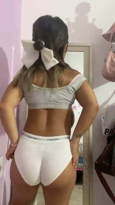 Unleashing the power of my petite charm 😛 Hungry?