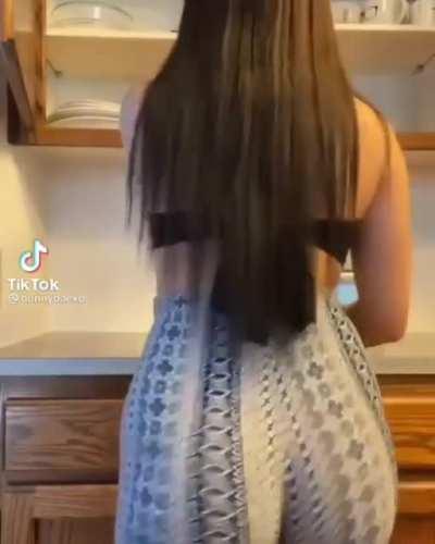 All hail the shorties💖😍