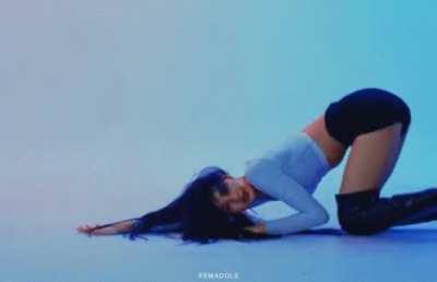 tell me what you wana do to her 🤤🤤