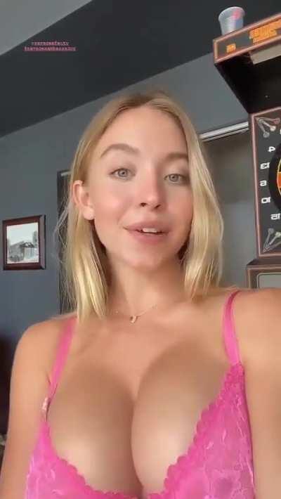 For Savage X Fenty - IG July 2020