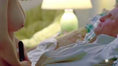 Alexandra Daddario loves to finish men