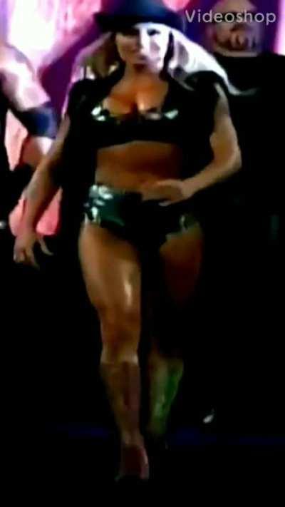 I know you've seen it before but I deciced to enhanced the video a bit more to really show off her 