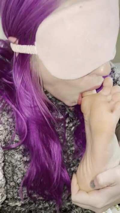 Finally got a real blind fold 🤤