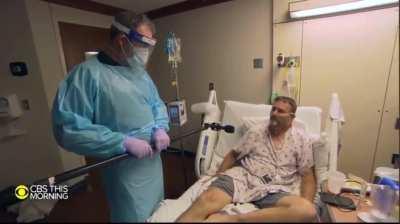 Guy in hospital recovering from Covid says he still wouldn’t have gotten the vaccine because the government can’t tell him what to do