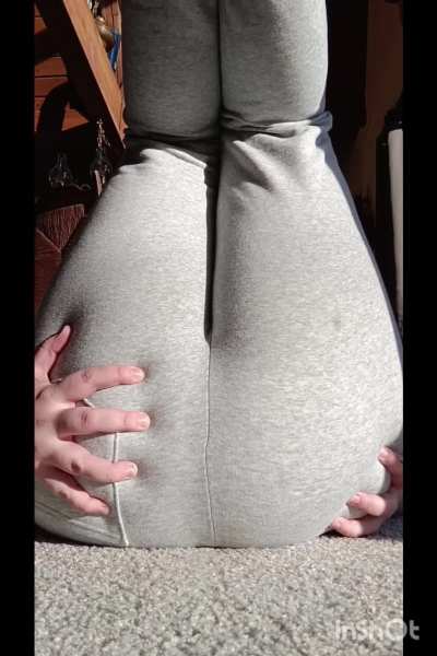 Warm sun☀️warm butt🍑warm farts💨