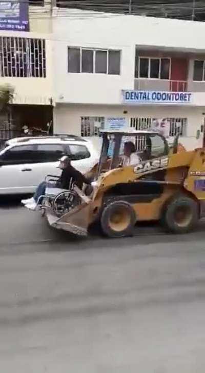 Mientras tanto en Perú