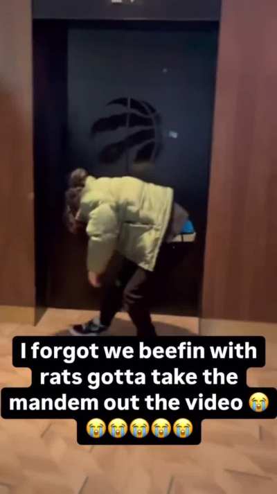 The headbutt is crazy work💀