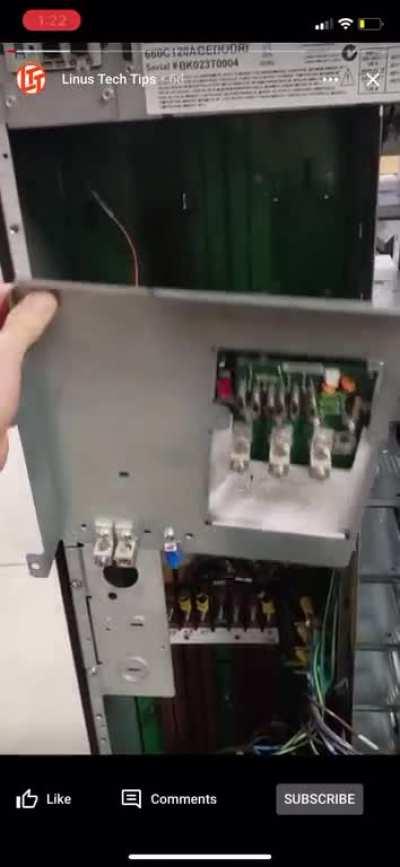 Linus Tech Tips at it again