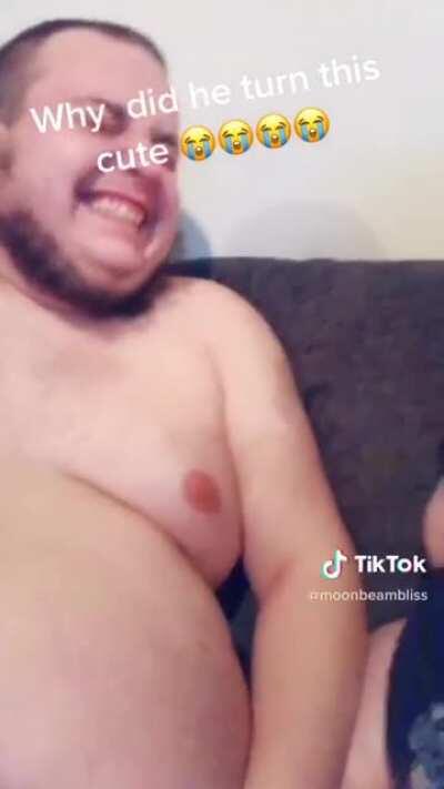 Please feed your bulldog 😖