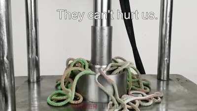 DIE, DIE, WHAT... NOOOOOOOOOOOOOOOOOOO