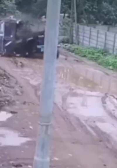 My truck can take this curve easily