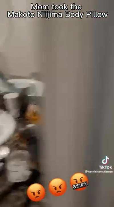 So I went All Out on her house! 🤣🤣🤣