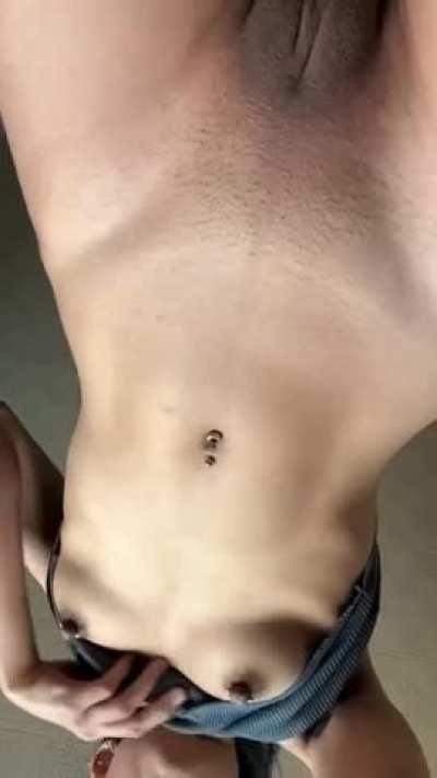 Turn your phone upside down 🐱