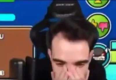 APARECI EN EL VIDEO DEL VIEJAS