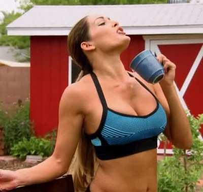 Nikki Bella