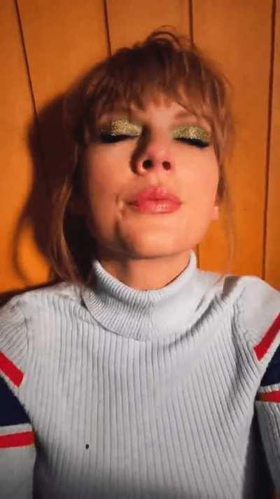 Her face alone can make you hard