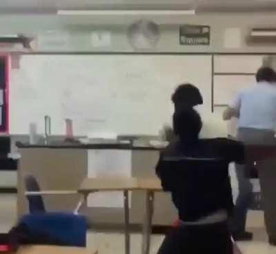 bruce when he pull up to nyc after throwing up gdk 😂😂😂😂