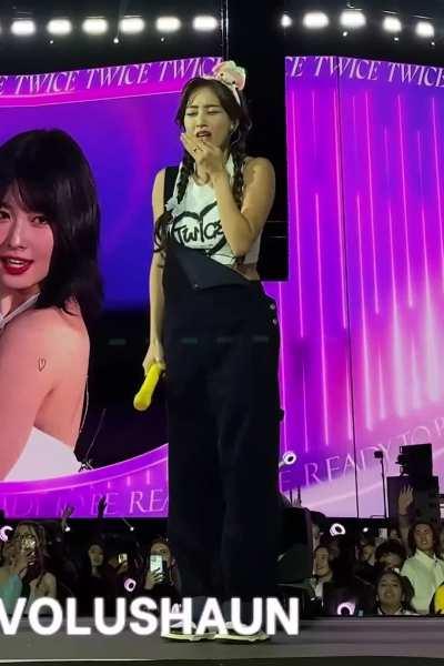 231104 - Jihyo telling ONCE she won't throw water at them because it's too cold (she hesitated tho)