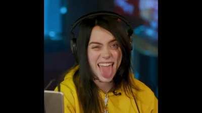 She knows what she’s doing 👅