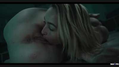 Two insanely hot girls in a lesbian 69