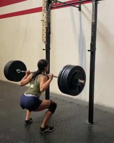 A ponytail can be so educative.