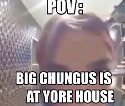 SOMEONE LET CHARLI IN😫😫😭😭